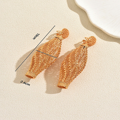 Vintage Filigree Mesh Lantern Alloy Stud Earrings OB4843-1