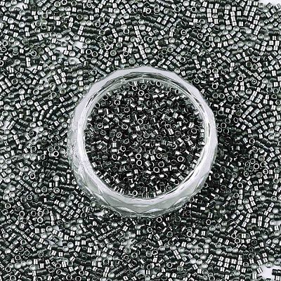11/0 Grade A Glass Seed Beads SEED-S030-1213-1