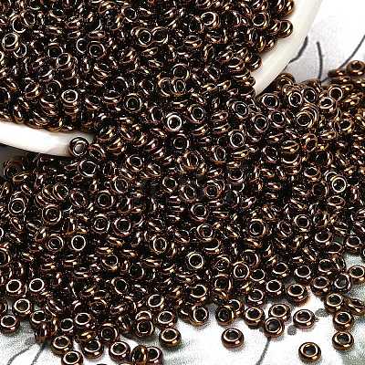 TOHO 8/0 Demi Round Beads SEED-DR08-0224-1
