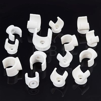 CHGCRAFT 40Pcs 4 Style PVC Plastic U-Hook Holder FIND-CA0005-29-1