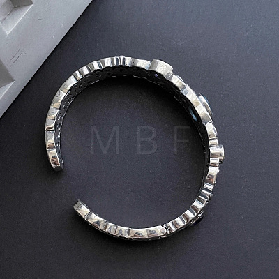 Engraved Flower Brass Micro Pave Cubic Zirconia Cuff Bangles for Women FS-WGDA37F-01-1