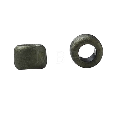 TOHO Round Seed Beads SEED-JPTR15-0617-1