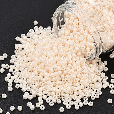 TOHO 8/0 Round Beads SEED-TR08-0123L-1