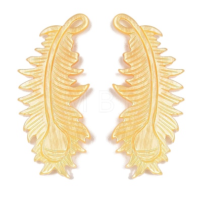 Natural Yellow Shell Carved Pendants SSHEL-C012-15-1