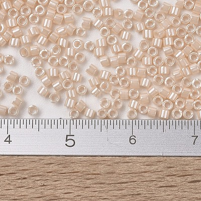 MIYUKI Delica Beads SEED-X0054-DB1532-1