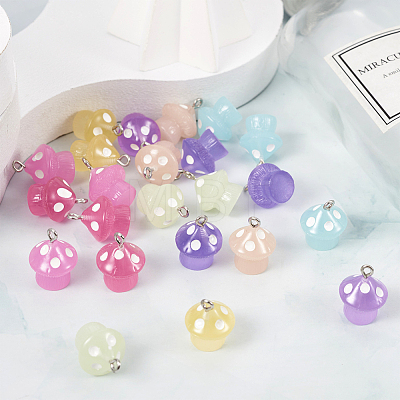 32Pcs 8 Colors Luminous Opaque Resin Pendants RESI-TA0002-12-1