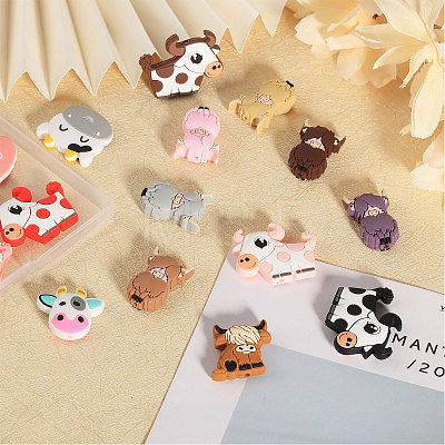 CHGCRAFT 18Pcs 18 Styles Cow/Cattle Food Grade Silicone Beads SIL-CA0002-86-1