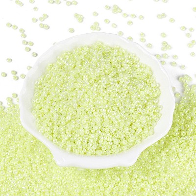 8/0 Glass Seed Beads SEED-US0003-3mm-152-1