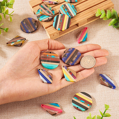  16Pcs 8 Style Transparent Resin & Walnut Wood Pendants RESI-TA0002-06-1