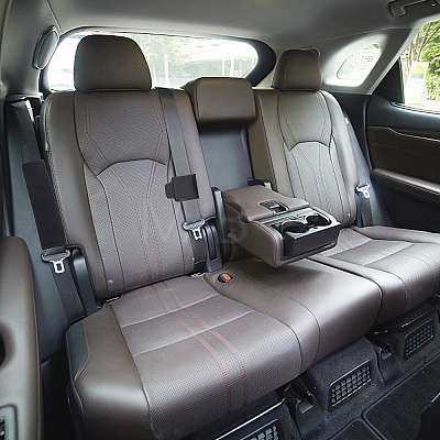 SUPERFINDINGS 1 Set Imitation Leather Car Seatbelt Regulator Car Seat AJEW-FH0001-86-1